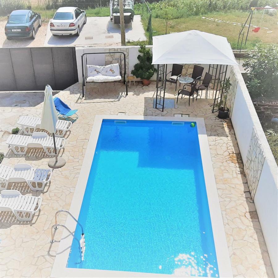 Apartments"Nika" With Private Pool Galovac  Dış mekan fotoğraf